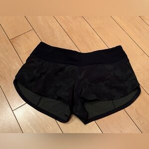 LULULEMON Black Camouflage Women's Shorts